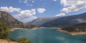 «Ανάσα» στον Μόρνo:Ξεπέρασε τα 300 εκατ. κυβικά μέτρα νερού
