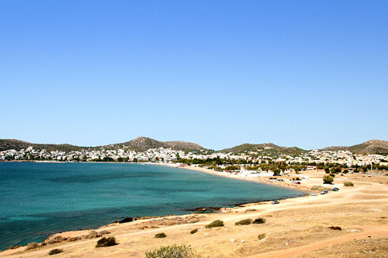 Ελεύθερες μικρές παραλίες στην Βάρκιζα Ελεύθερες μικρές παραλίες στην Βάρκιζα